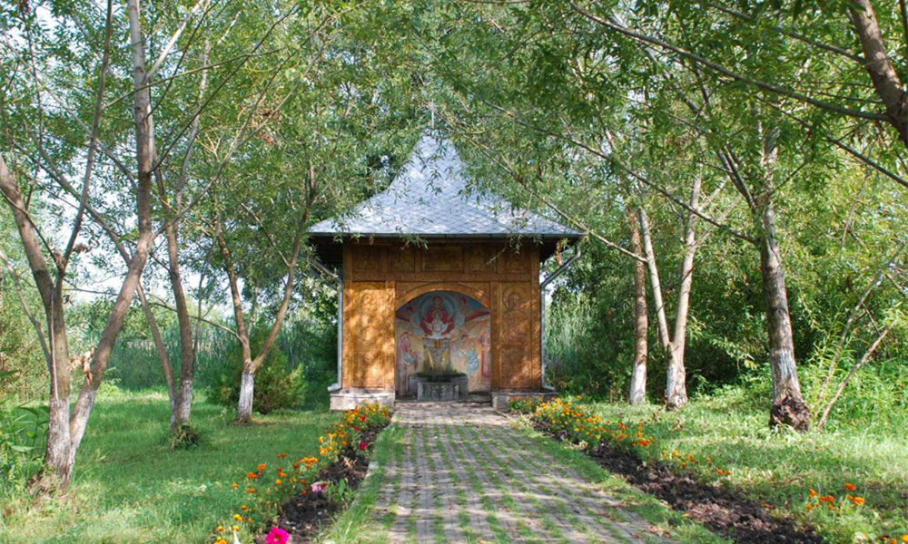 Pelerinaj de Hramul Manastirii Ghighiu (Izvorul Tamaduirii) 2